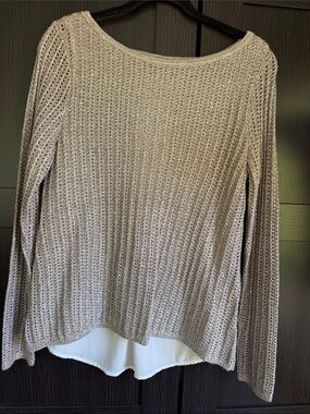 Light Taupe Open-Knit Scoop Neck Sweater with White Layered Hem
